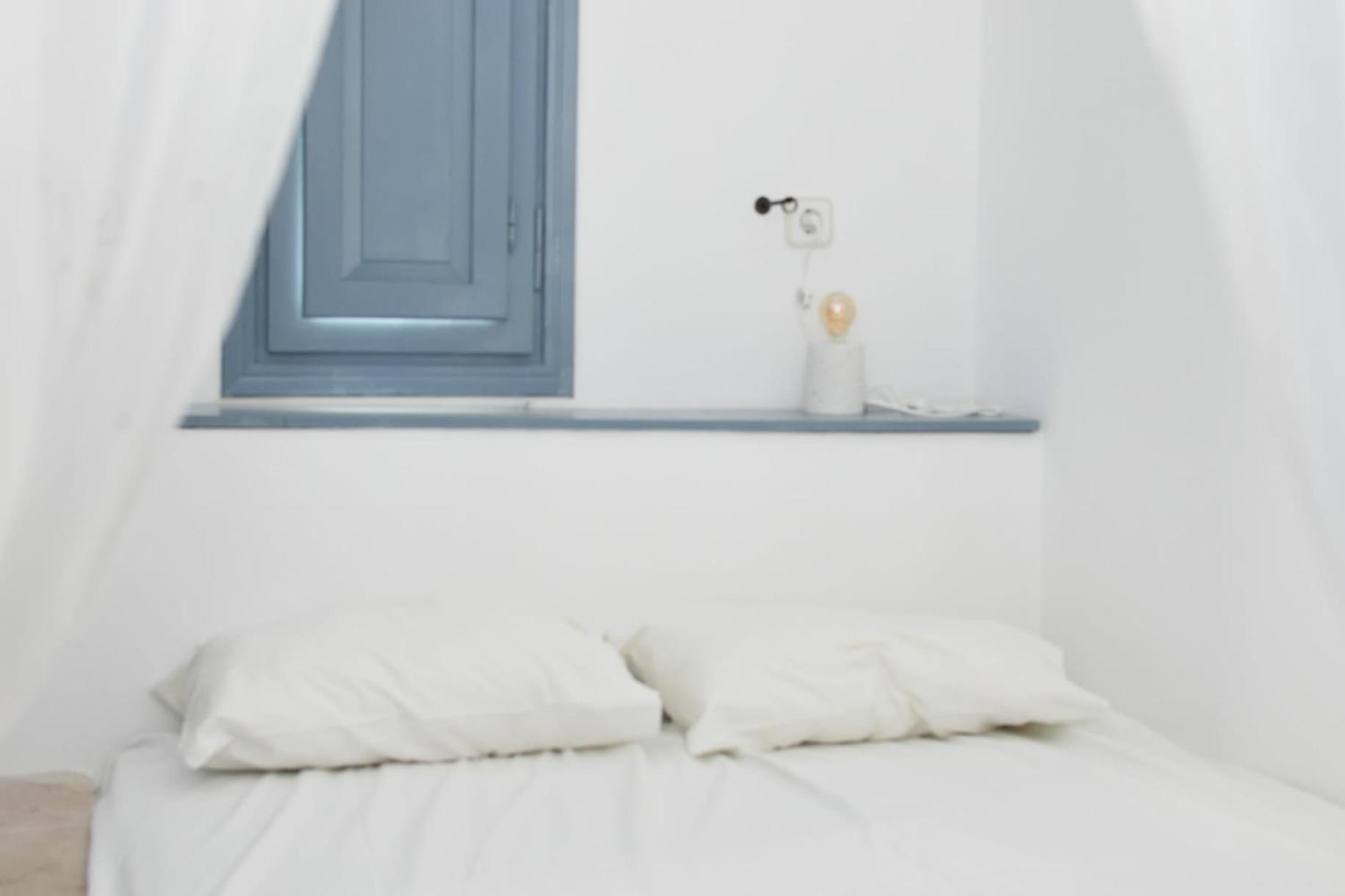 Cute Seafront Escape For 3