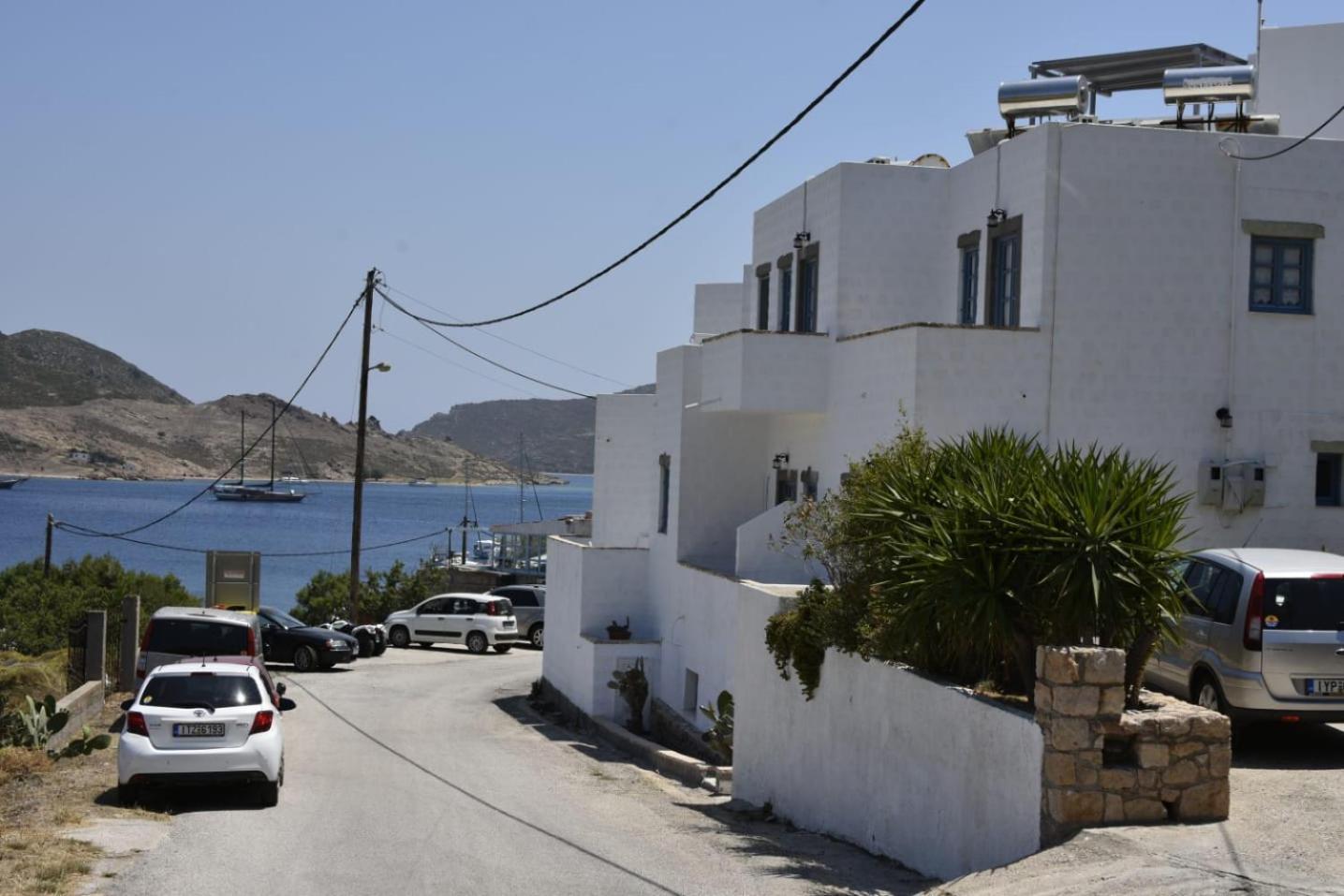 Apartment Cute Seafront Escape For 3