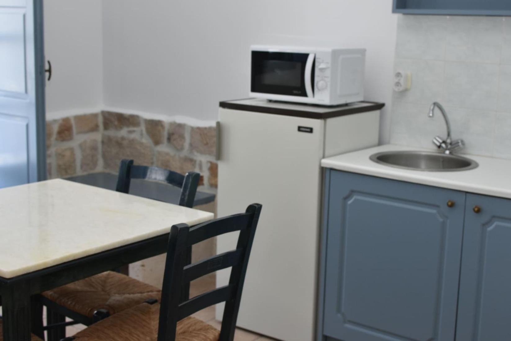 Cute Seafront Escape For 3 * Patmos Town