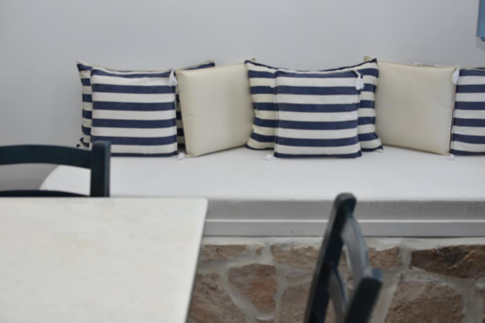 Cute Seafront Escape For 3 Patmos Town