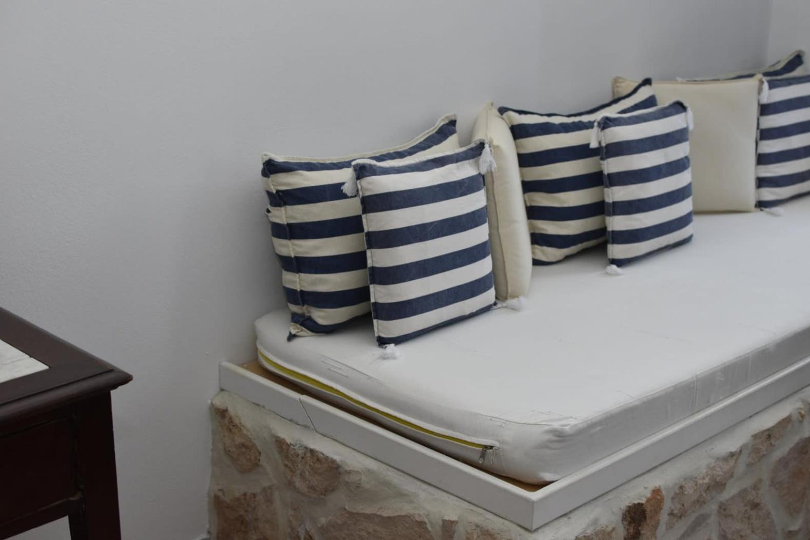 Cute Seafront Escape For 3 * Patmos Town