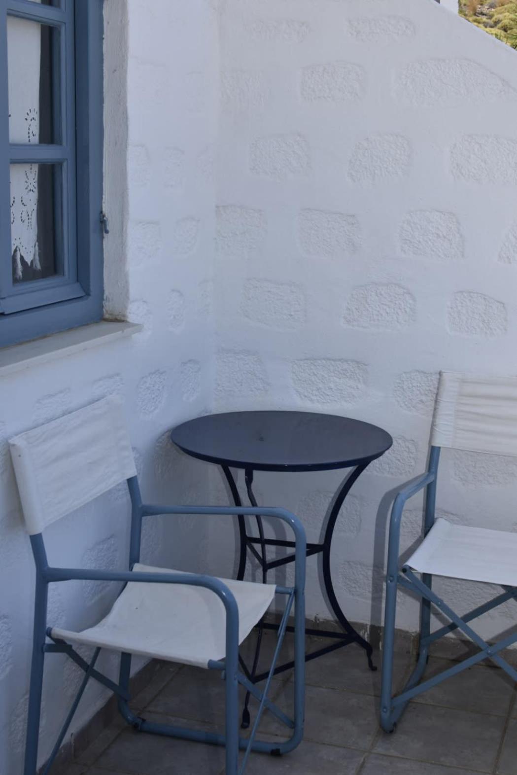 Cute Seafront Escape For 3 Apartment *