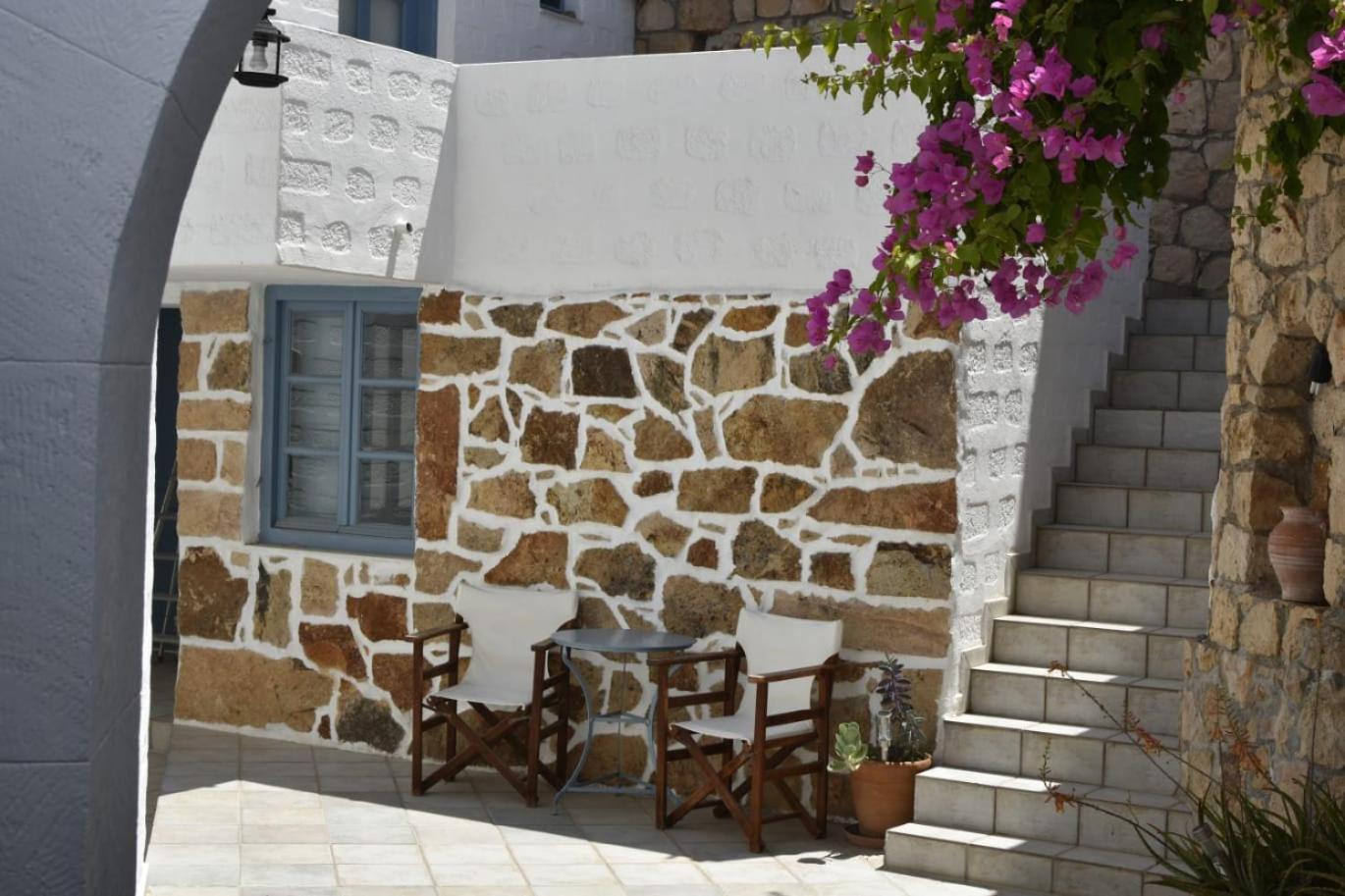 Apartment Cute Seafront Escape For 3 *